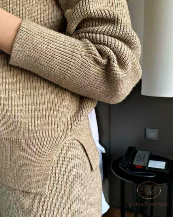 FWKR52 冬季 套裝也可以女人味 