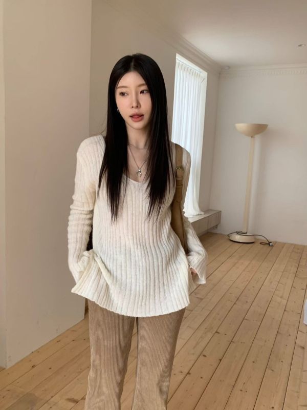 Fw373 秋季 質感v領上衣 