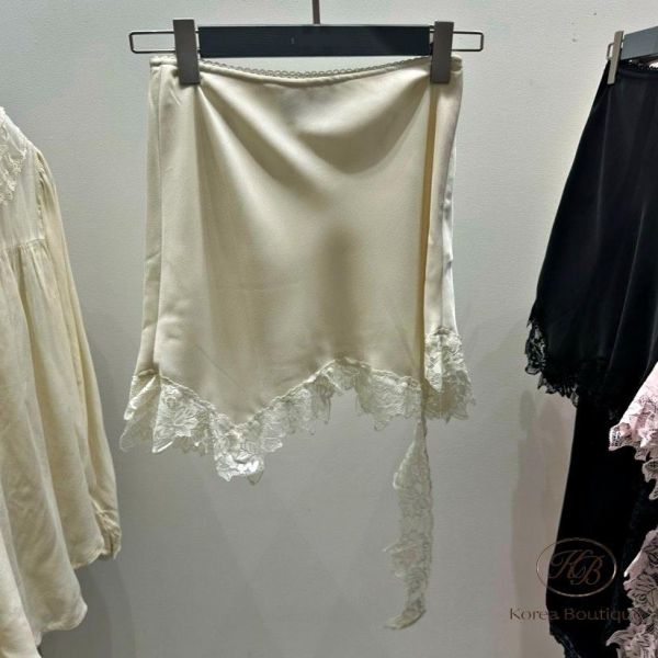 SS222 春季 垂墜蕾絲半身裙 