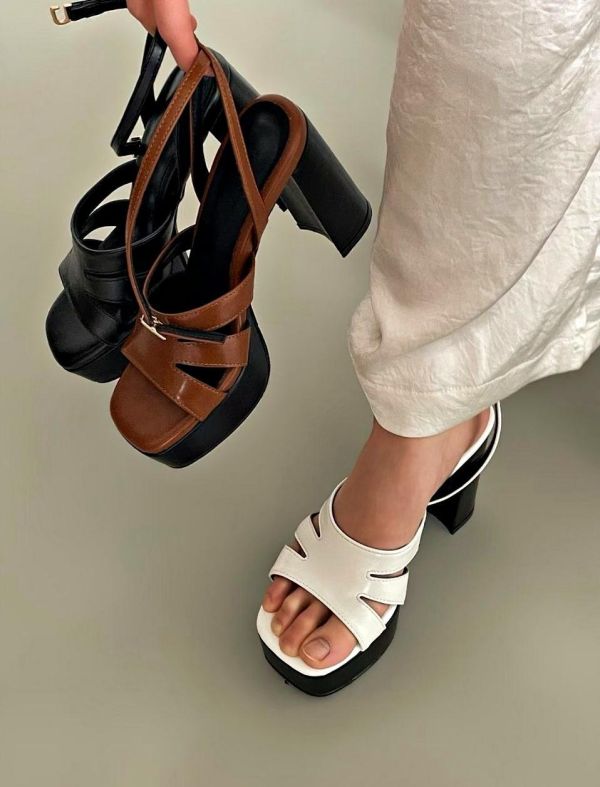 SS215 春季 好美的涼鞋高跟鞋 跟11公分 