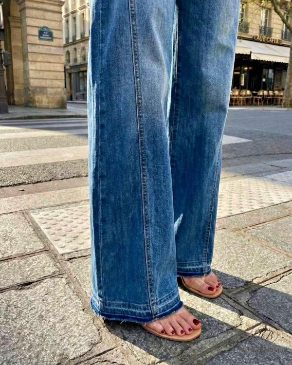 SS117 春季 刷色好看的直筒牛仔褲 