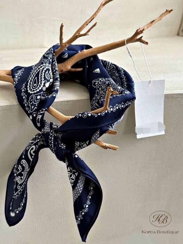 SS104 春季 品牌圖騰方領巾 