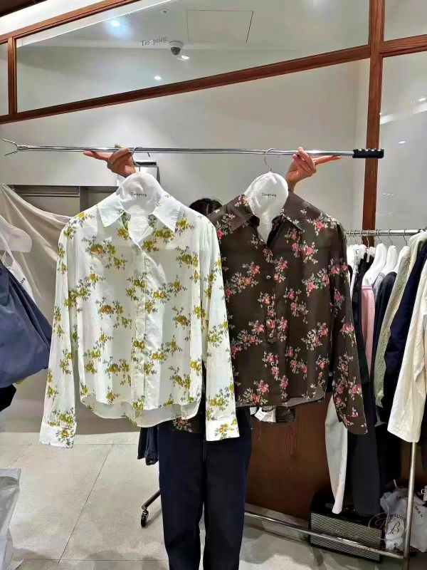 FW2698 秋季 質感花襯衫 