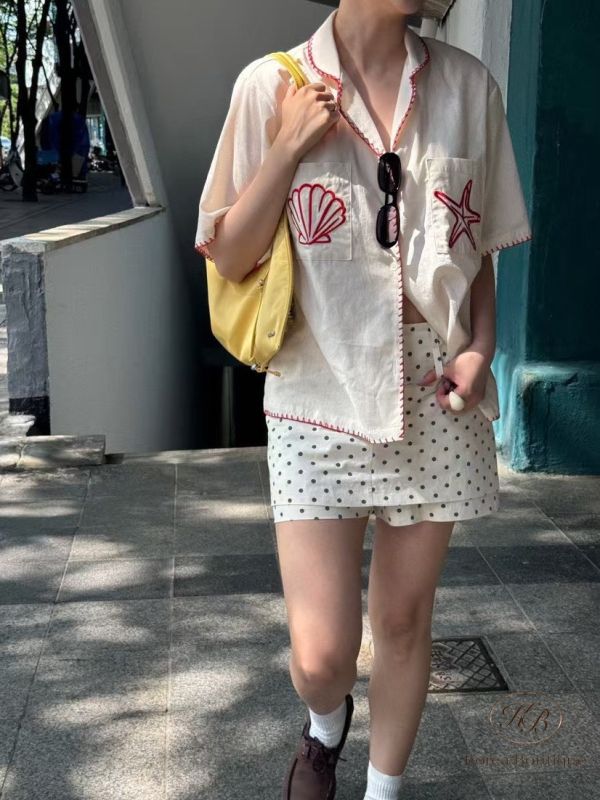 Su64 夏裝 貝殼刺繡襯衫 