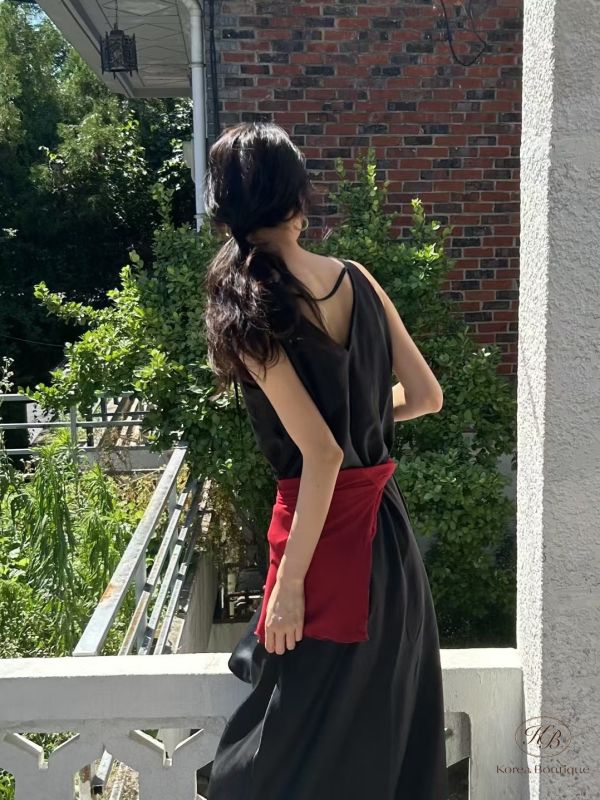 Fw51 秋季 低調絲絨感布料洋裝 