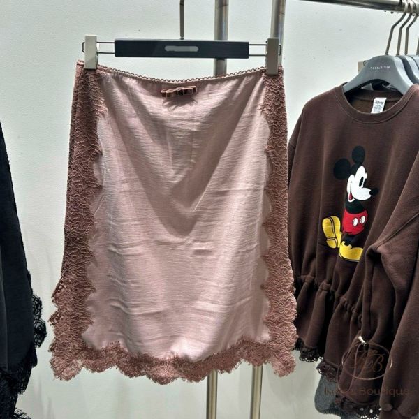 FWKR71 冬季 蕾絲半身裙 