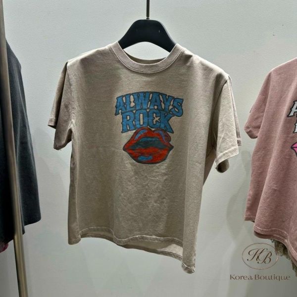 SS254 春季 自留超可愛嘴巴 tee 