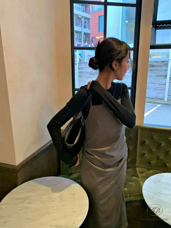 Fw227 秋季 抓皺背心洋裝 