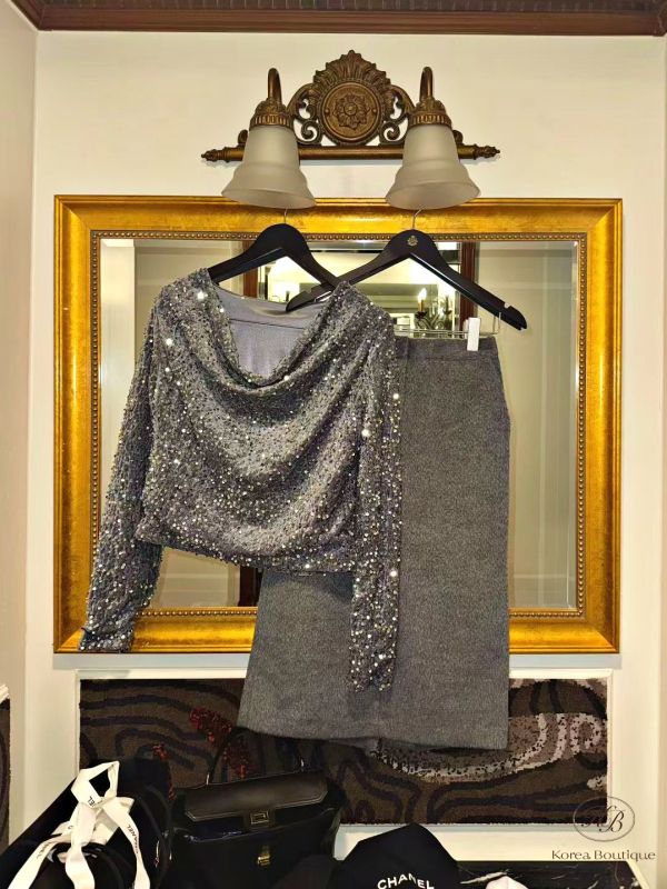 FWKR83 冬季 前後都可以穿的亮片上衣 