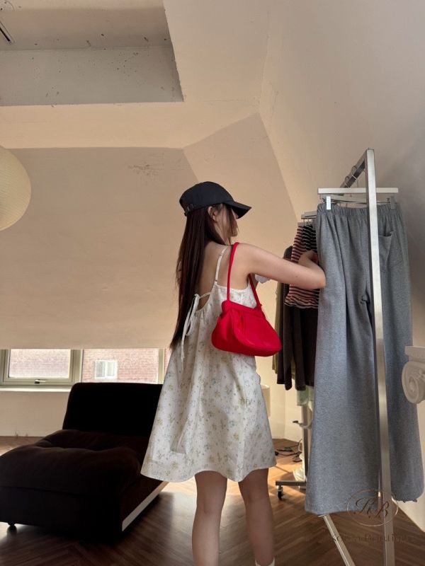 Su67 夏裝 小碎花繞脖 
