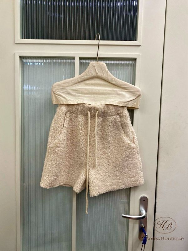 Fw503 冬季 穿起來不會臃腫的毛毛短褲 