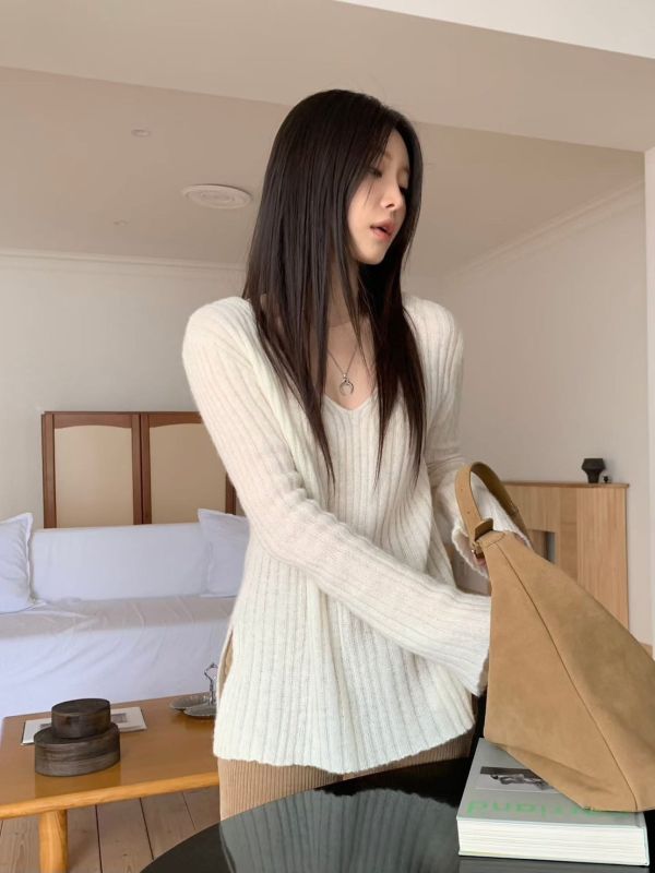 Fw373 秋季 質感v領上衣 