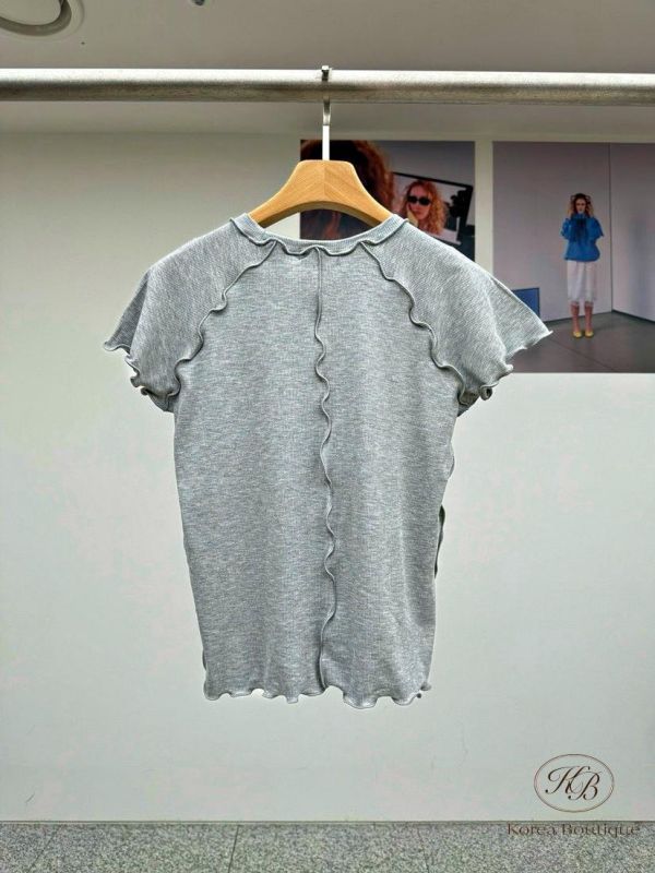 SS447 春季 木耳邊素面上衣 