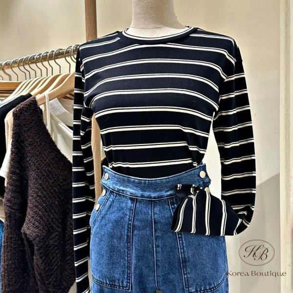 Fw441 冬季 簡約條紋圓領上衣 