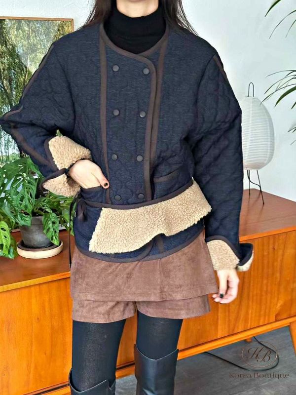 Fw454 冬季 可拆式的延縫外套 袖子還有羔毛 好可愛 