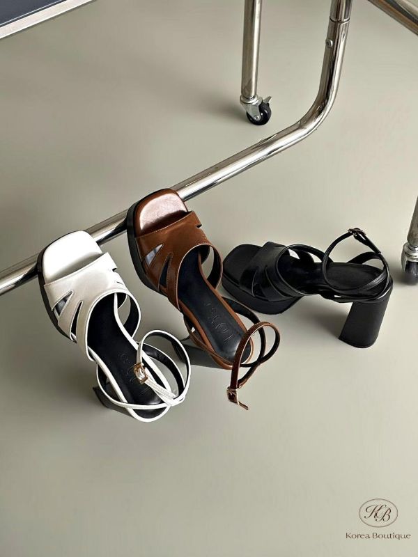 SS215 春季 好美的涼鞋高跟鞋 跟11公分 