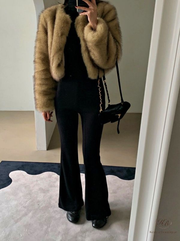 FWKR114N 冬季 短版皮草大衣 