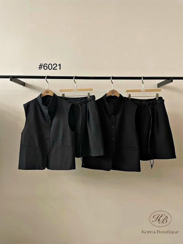 SS426 春季 俐落的背心套裝 