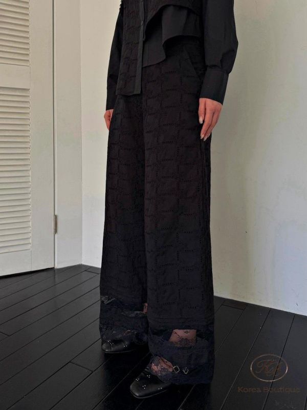 SS308 春季 重工的蕾絲雕花褲 