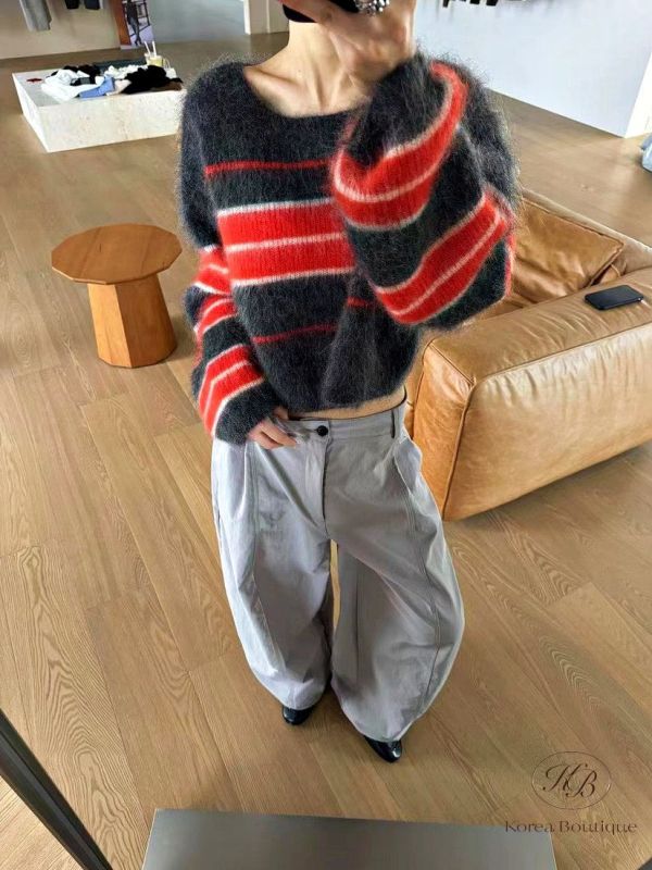 FWKR66 冬季 版型短版的條紋毛衣 