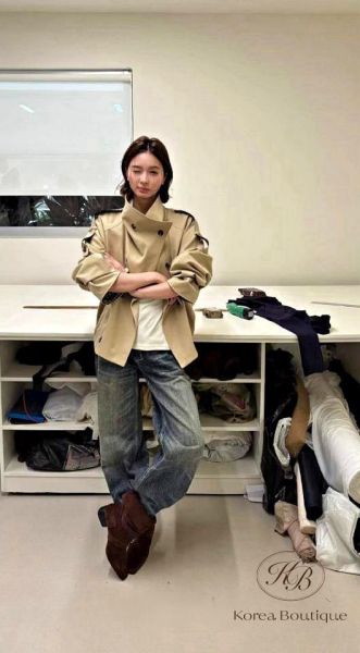 FW2783 秋季 內裡是格紋的風衣外套 