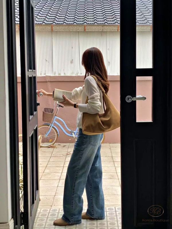 Fw196 秋季 超時髦的Hobo麂皮大包 