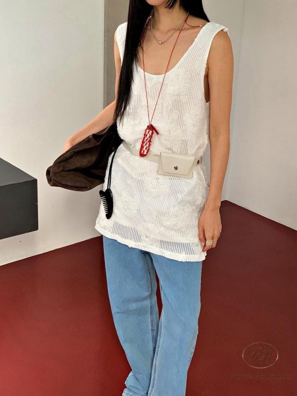 SS419 春季 刺繡花圖案鏤空長版背心 