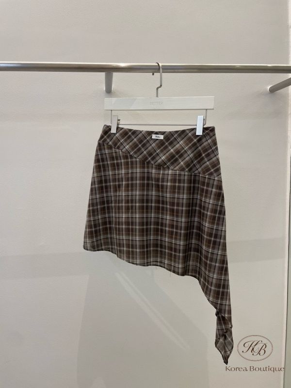 Kr23 夏裝《不對稱格調》斜擺格紋短裙 