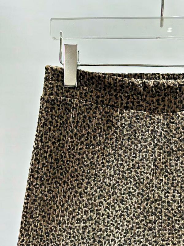 FWKR106 冬季 小豹紋斑點花邊褲 