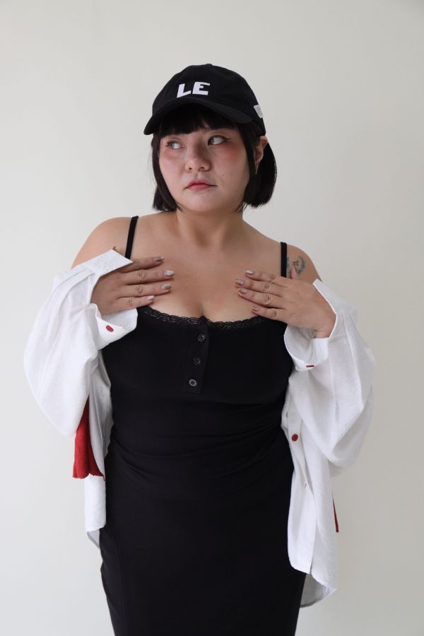 副乳OUT小心機花邊蕾絲開釦背心(黑、白) 