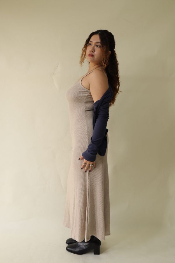 【 EASE 】仿羊絨細肩精緻洋裝(杏) 