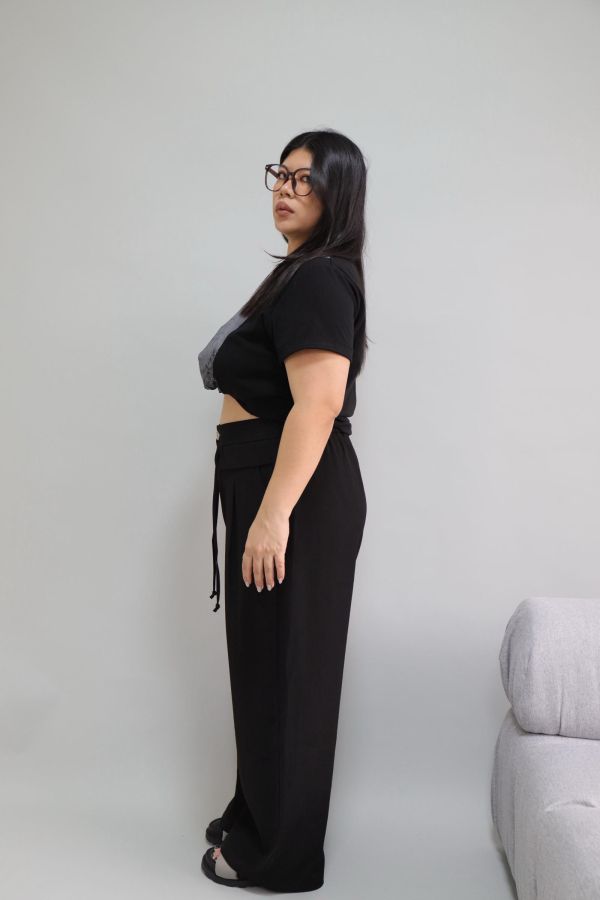 【EASE】夏天必備空氣感簡約寬褲-黑 