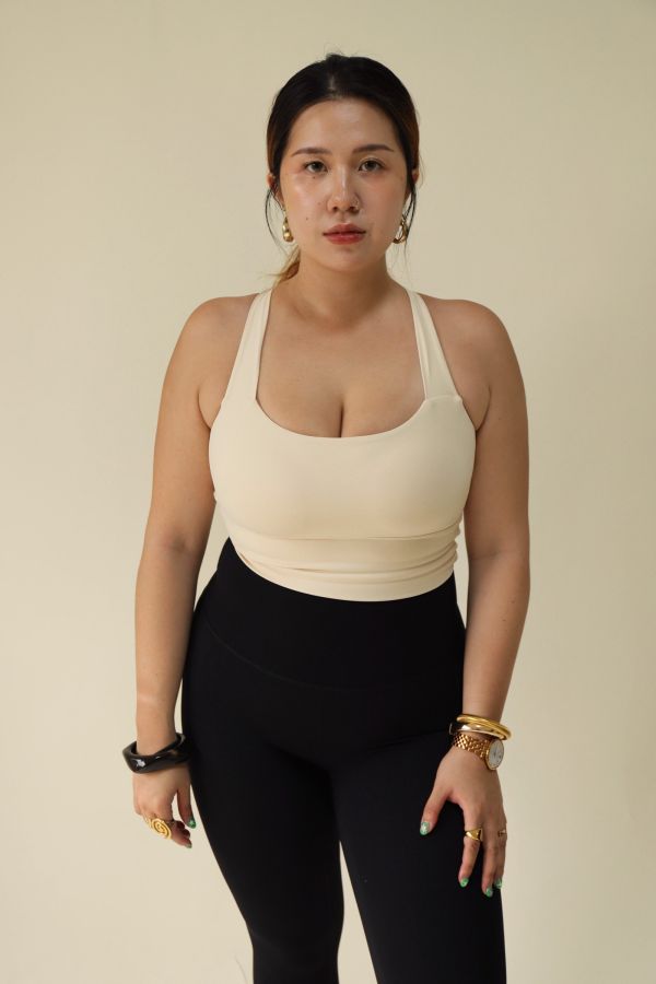 寬肩無勒感扭結美背運動內衣-白 