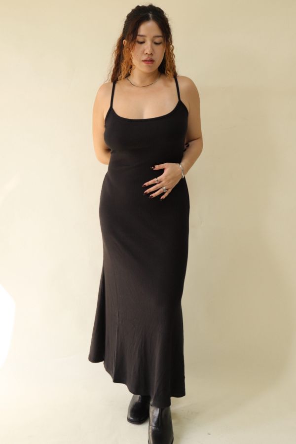 【 EASE 】仿羊絨細肩精緻洋裝(黑) 