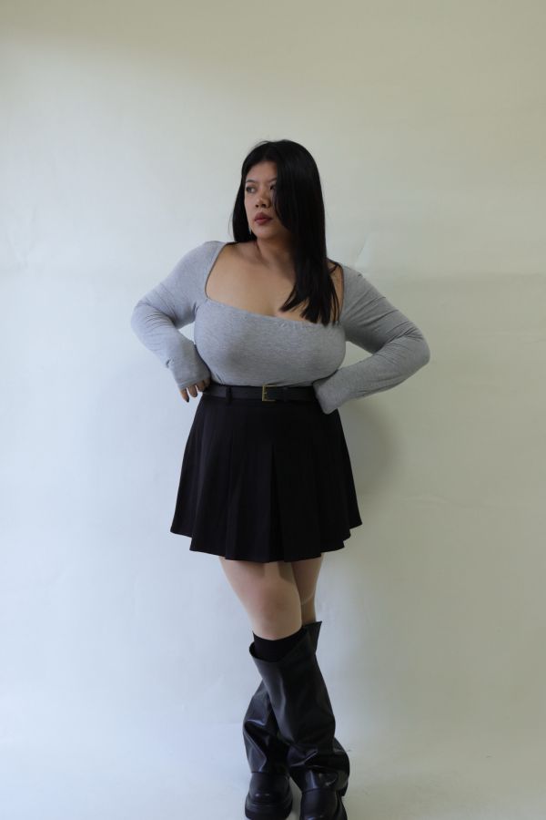 不顯胖毛呢百摺短裙(附皮帶)-黑 