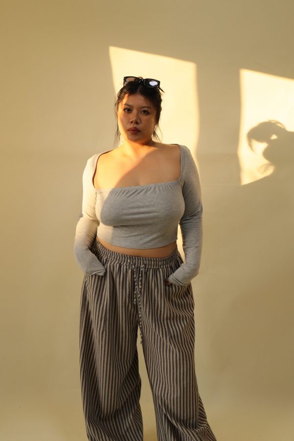 直角肩平口短版上衣(灰) 