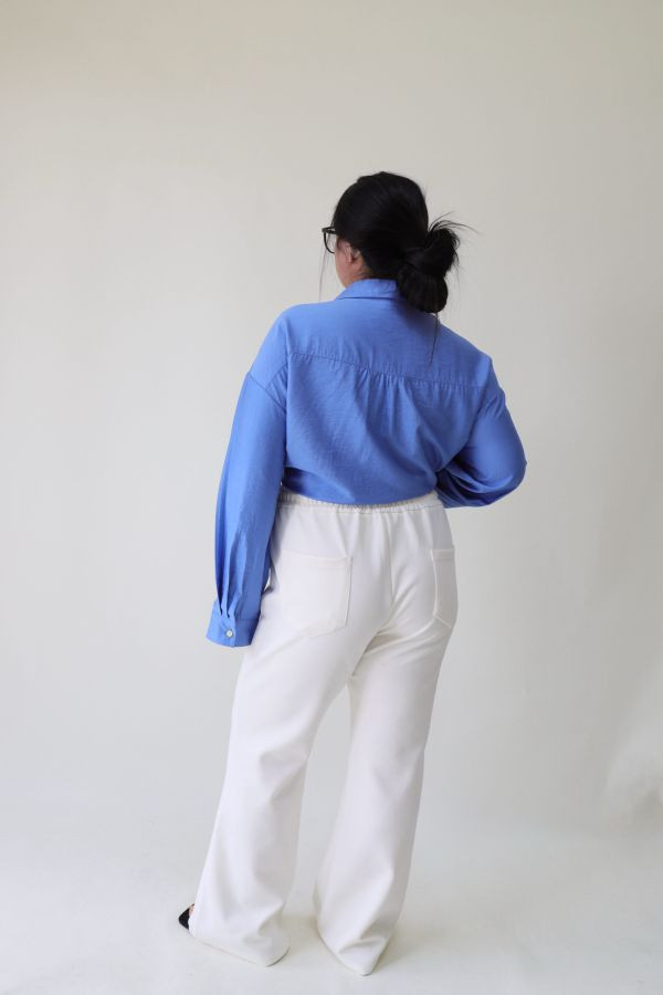 【門市試穿品】日常上班都能穿的長腿微喇叭褲(白) 