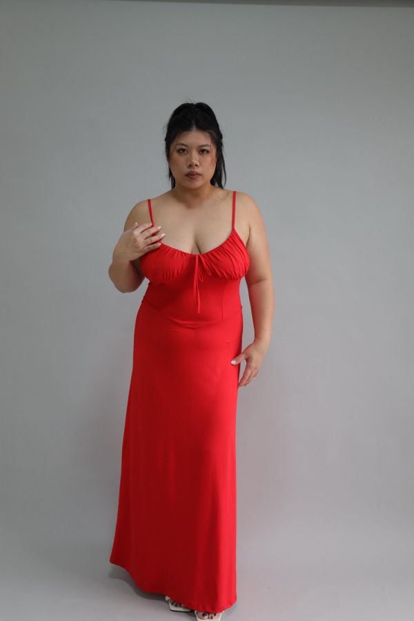 浪漫收腰細肩帶洋裝 