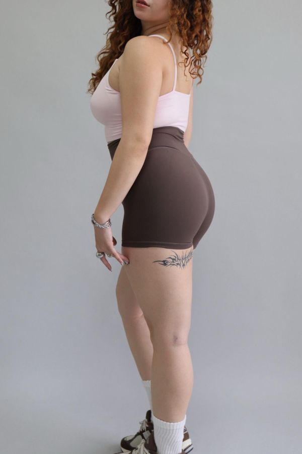 三分蜜桃健身短褲 