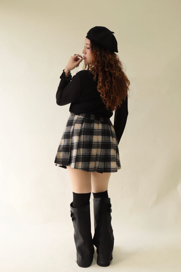 格紋百摺短裙-黑格 