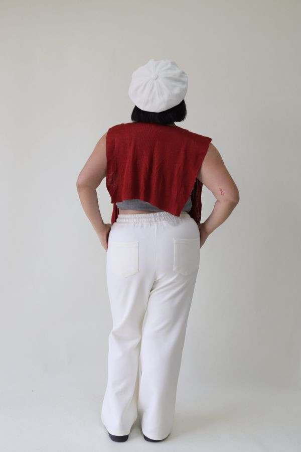 【門市試穿品】日常上班都能穿的長腿微喇叭褲(白) 