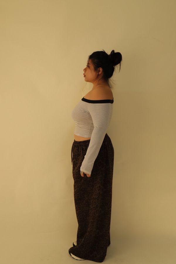 【EASE】桃皮絨抽繩豹紋褲 