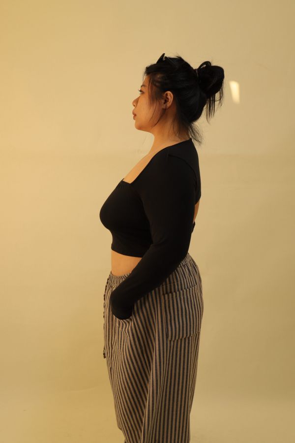 直角肩平口短版上衣(黑) 