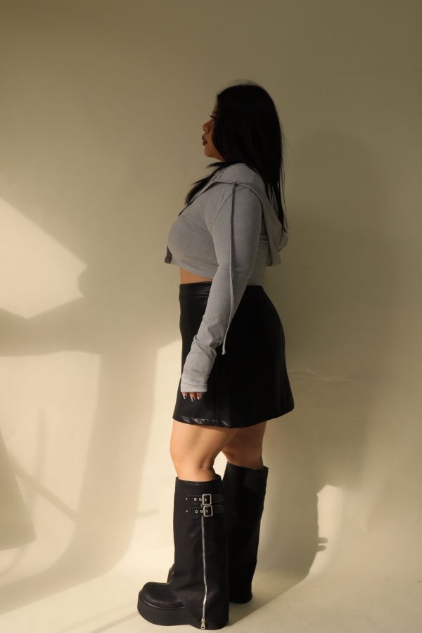 【EASE】時髦摺線高腰皮裙-黑 