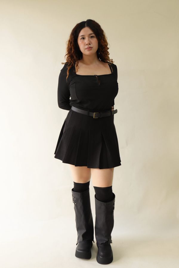 不顯胖毛呢百摺短裙(附皮帶)-黑 