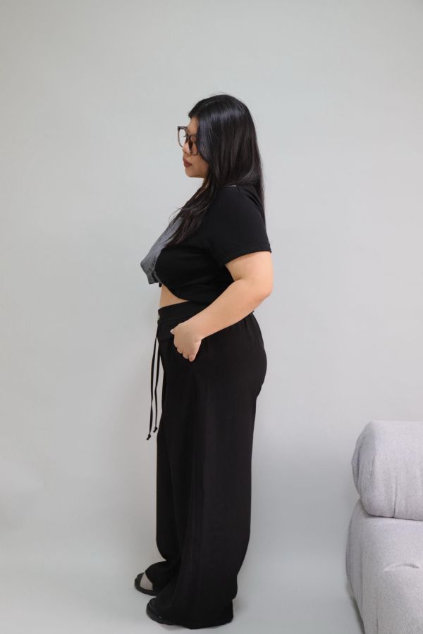 【EASE】夏天必備空氣感簡約寬褲-黑 