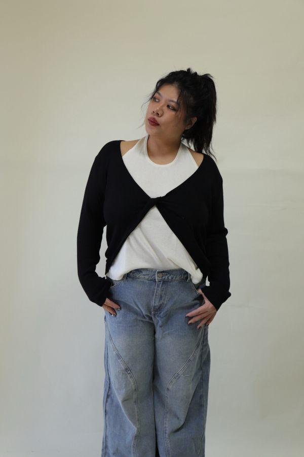 【門市試穿品】掛脖假兩件針織上衣 (黑) 