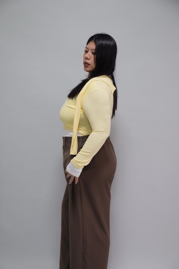 拼接撞色假兩件上衣-奶油黃 