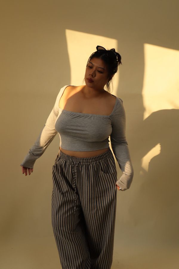 直角肩平口短版上衣(灰) 