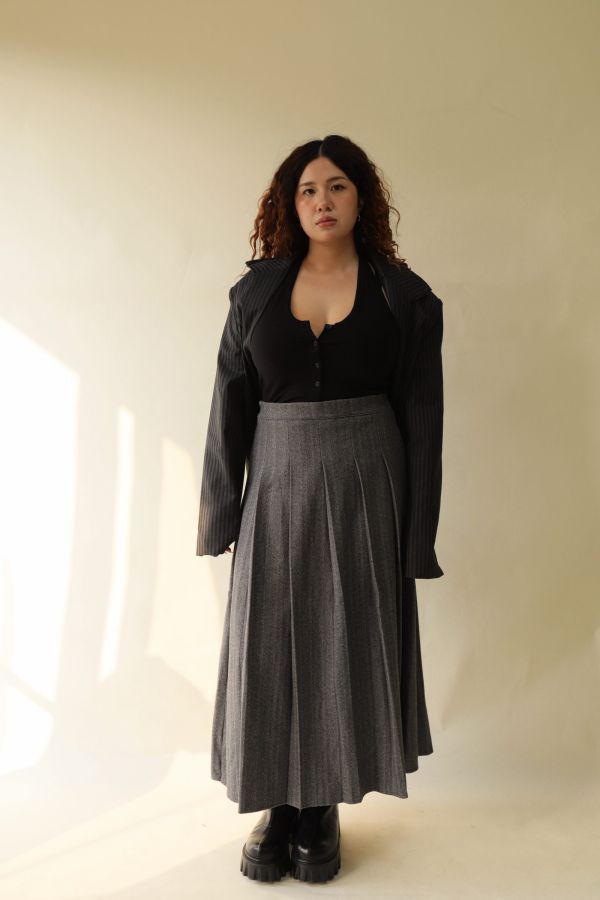 【EASE】高級感亞麻灰重工西裝百摺裙 
